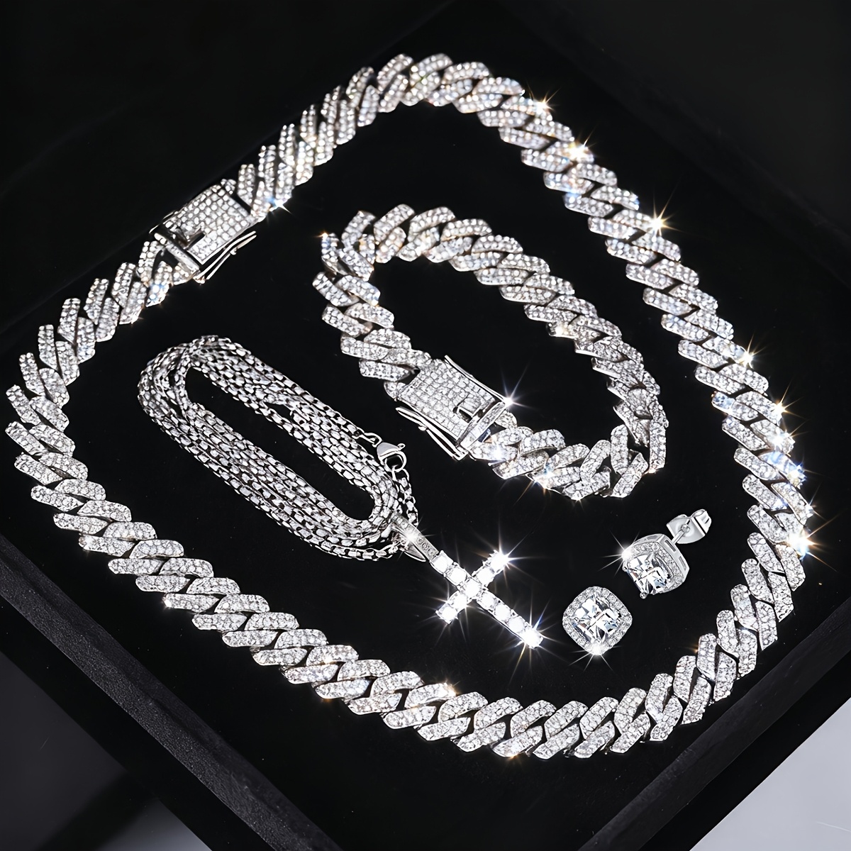4pcs Classic Cuban Chains Necklace & Bracelet Set with Cross Pendant